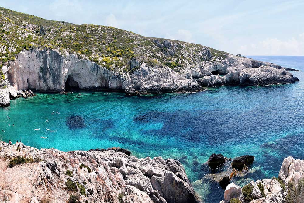 source: https://taxicabzante.com/porto-limnionas/