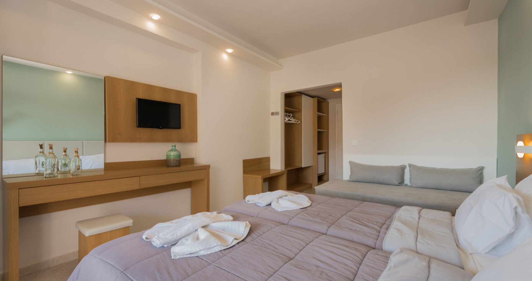 Dennys inn zakynthos sales booking